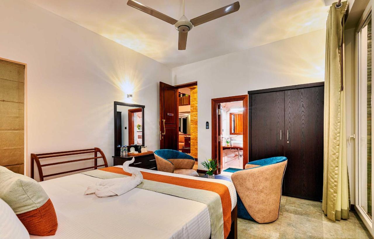 The Palace By Ocean Bentota Bagian luar foto