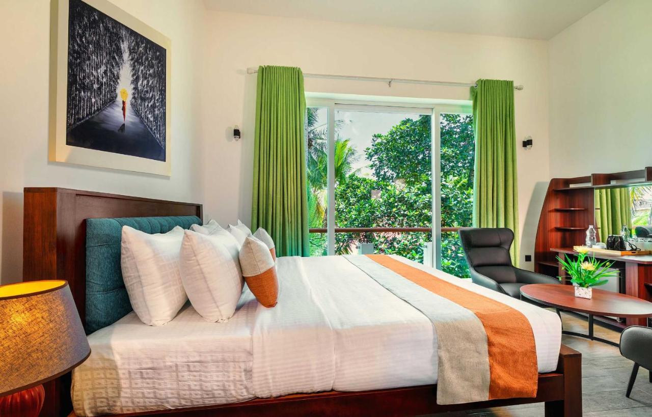 The Palace By Ocean Bentota Bagian luar foto